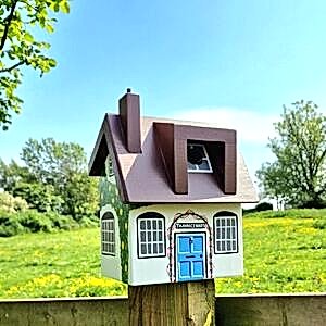 Handmade Cottage Wooden Bird House with Personalised Text